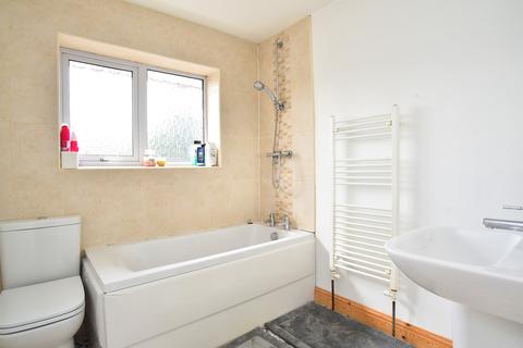 26 Ash Road, Harrogate, HG2 8EG