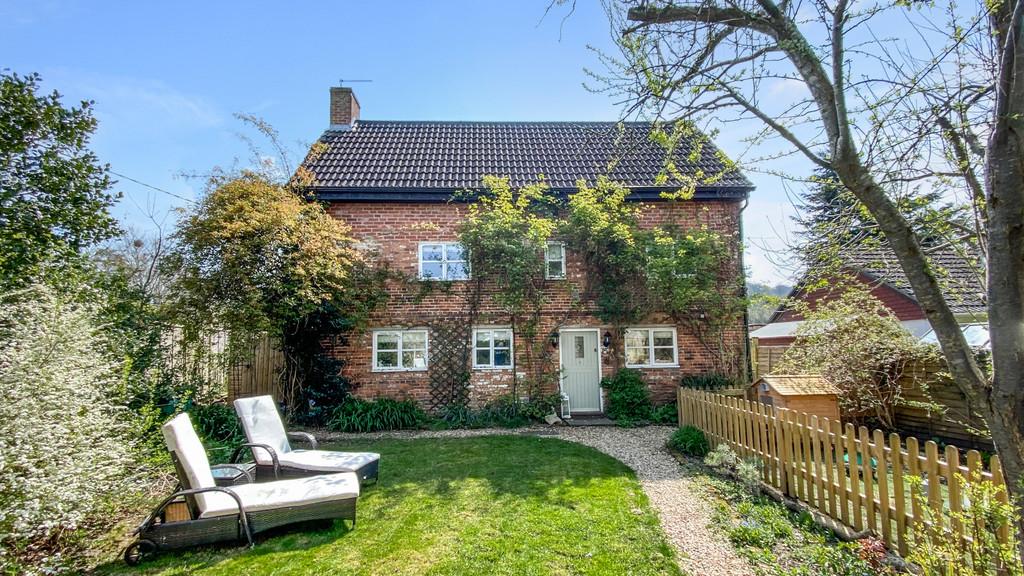 High Street, Dilton Marsh 4 bed cottage for sale £595,000