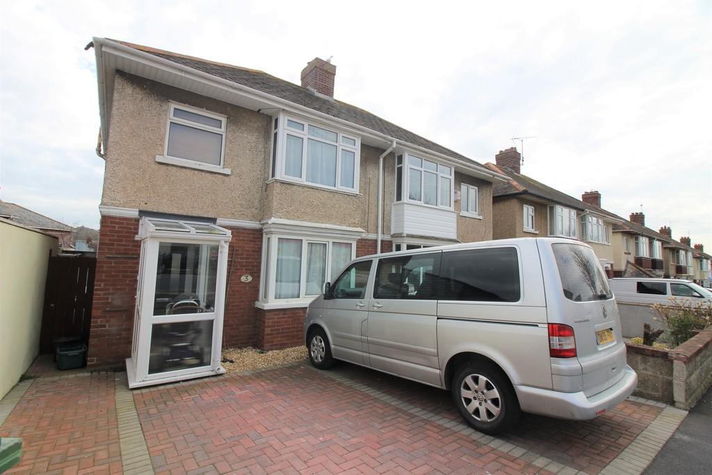 Lynch Road, Weymouth 3 bed semidetached house £275,000