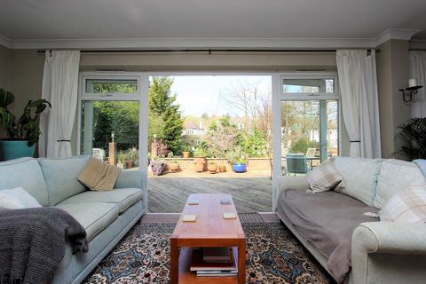 43 Lackford Road, Chipstead, Coulsdon, CR5 3TB