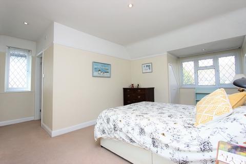 43 Lackford Road, Chipstead, Coulsdon, CR5 3TB