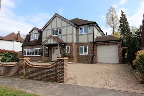 2a Mellow Close, Banstead, SM7 3QR
