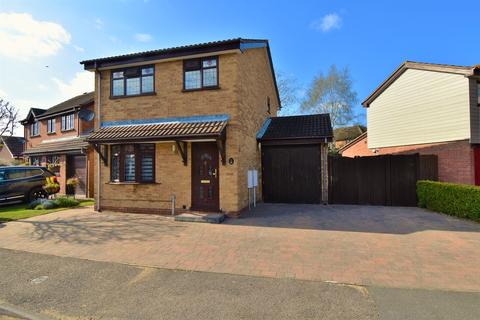 11 Davidson Close, Great Cornard, Sudbury, CO10 0YU