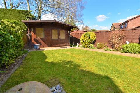 11 Davidson Close, Great Cornard, Sudbury, CO10 0YU
