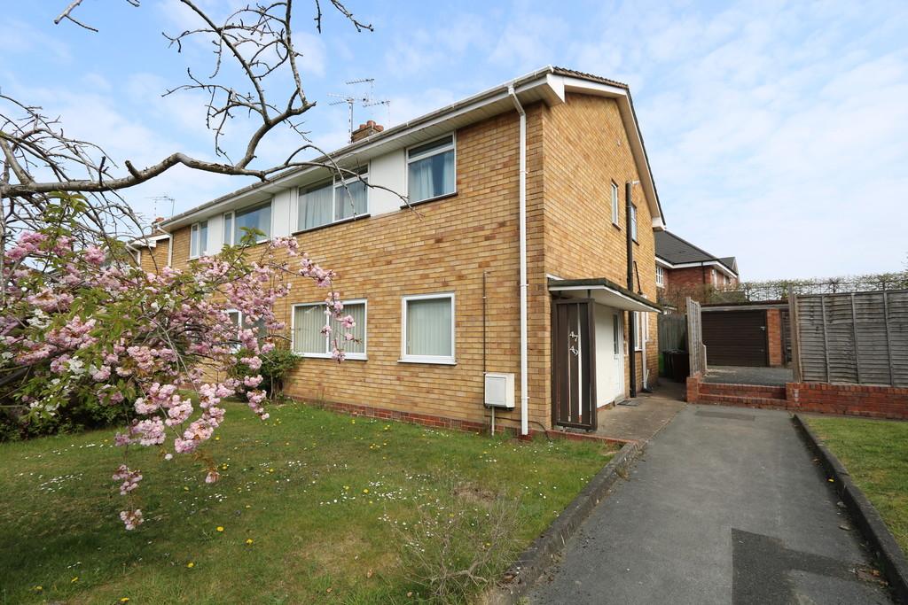 Mockley Wood Road, Knowle 2 bed ground floor £139,950