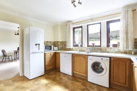 5 Butterworth Way, Greenfield, Oldham, OL3 7PS