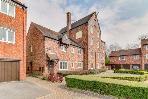 38 Broom Lane, Shirley, Solihull, B90 1SJ