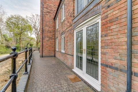 38 Broom Lane, Shirley, Solihull, B90 1SJ