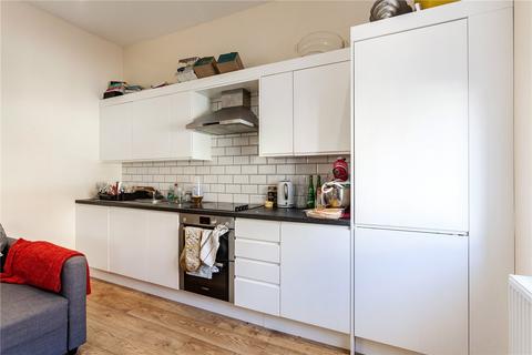 3 bedroom apartment to rent, Blackstock Road, Highbury, N5
