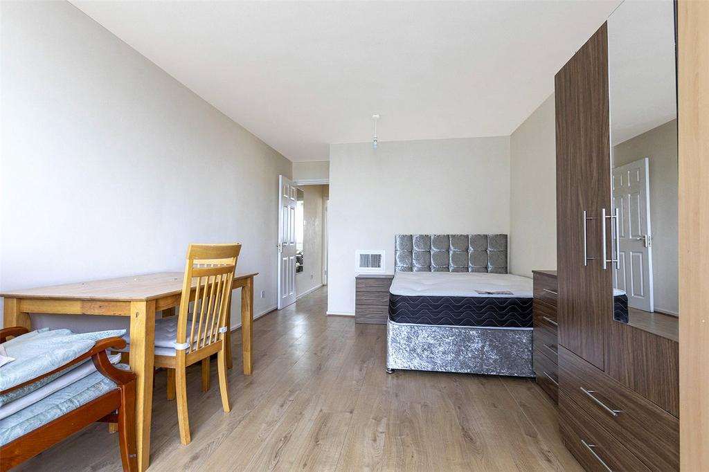 Holcroft Court, Clipstone Street, London, W1W 3 bed flat £2,167 pcm