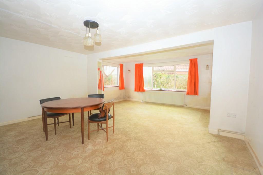 Burton Avenue, North Walsham 3 bed detached bungalow £219,950