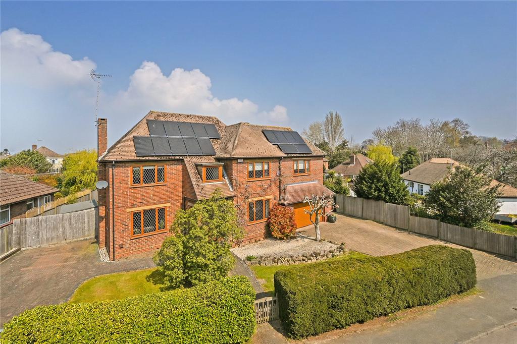 Tudor Road, Kennington, Ashford, Kent, TN24 4 bed detached house for