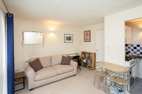 1 bedroom apartment for sale, Octavia Court, St. Pauls Way, Watford, Hertfordshire, WD24