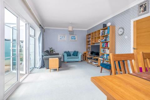 9 Hill Crescent, Bexley, DA5 2DA
