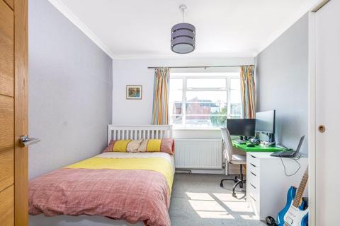 9 Hill Crescent, Bexley, DA5 2DA