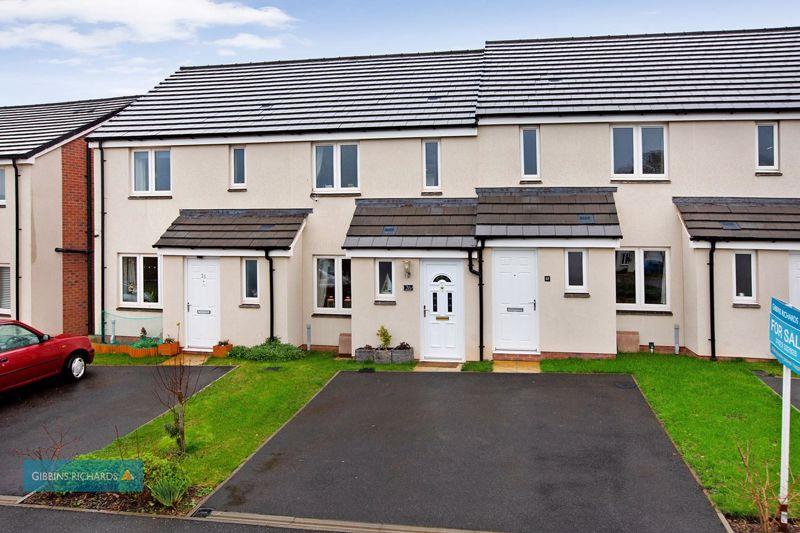 HULL 2 bed terraced house £195,000