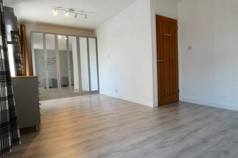 38 Beechcroft Grove, Bolton, BL2 6EZ