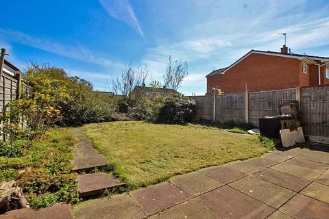 5 Breydon Grove, Willenhall, WV13 3HT