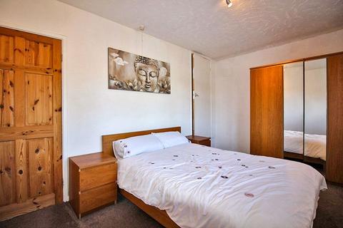 119 Birchfield Way, Walsall, WS5 4EE