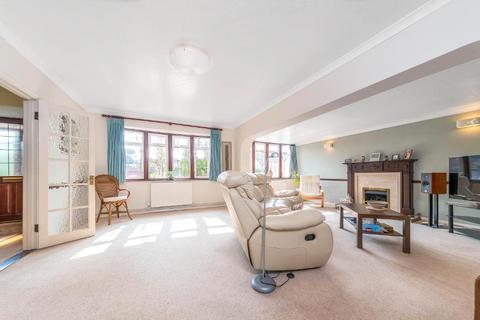 4 Corn Mill Drive, Orpington, BR6 0TB