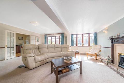 4 Corn Mill Drive, Orpington, BR6 0TB