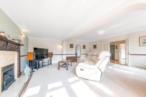 4 Corn Mill Drive, Orpington, BR6 0TB
