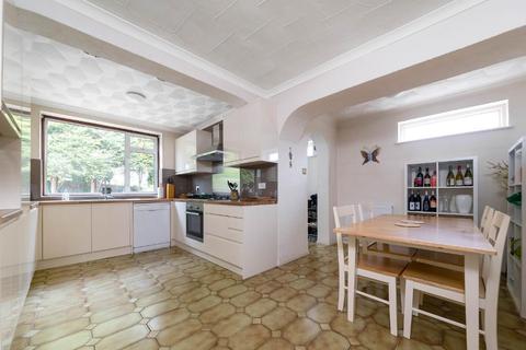 4 Corn Mill Drive, Orpington, BR6 0TB