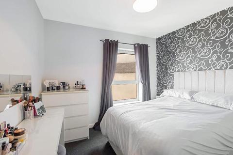3/1, 4 Alexandra Gate, Glasgow, G31 3AY