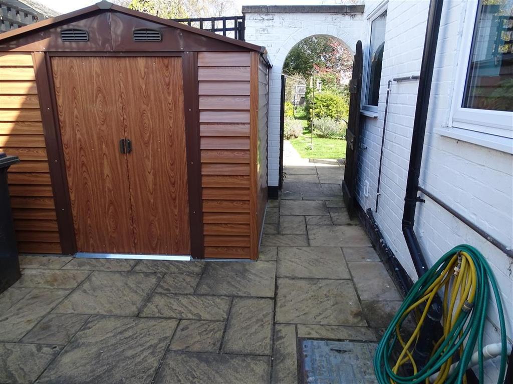 Garden to Side