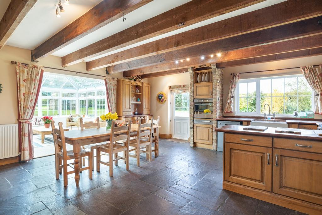 Kitchen/Family Room