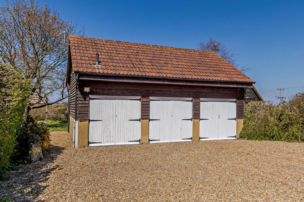 Triple Garage