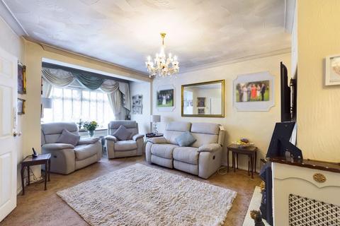 38 Ravel Road, Aveley, South Ockendon, RM15 4NP