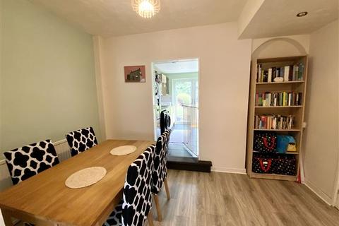 26 Balmoral Road, Sheffield, S13 7QG
