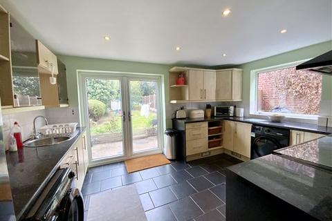 26 Balmoral Road, Sheffield, S13 7QG