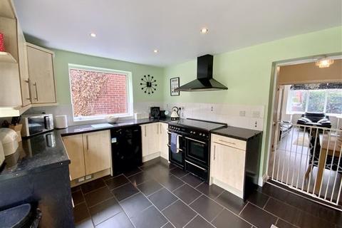 26 Balmoral Road, Sheffield, S13 7QG