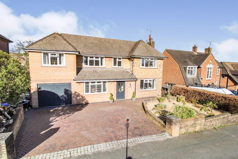Hillswood Drive, Endon, ST9 5 bed detached house £475,000