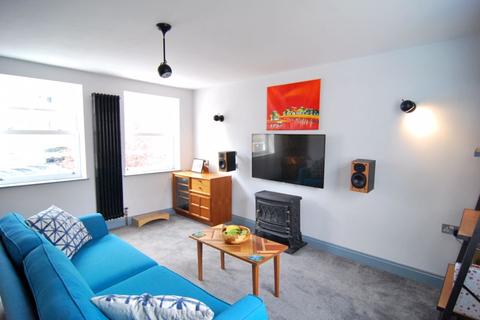 11 Somerset Place, Gloucester, GL1 1XG