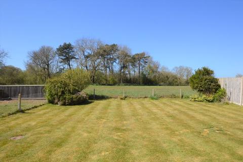 47 Catherine Crescent, Downton, Salisbury, SP5 3NR