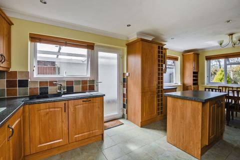 47 Catherine Crescent, Downton, Salisbury, SP5 3NR