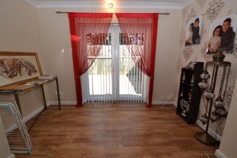 4 Bude Road, Bradford, BD5 8LA