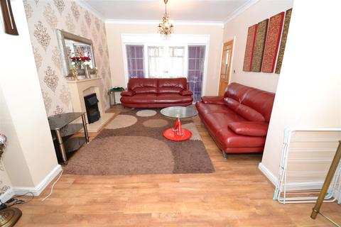 4 Bude Road, Bradford, BD5 8LA