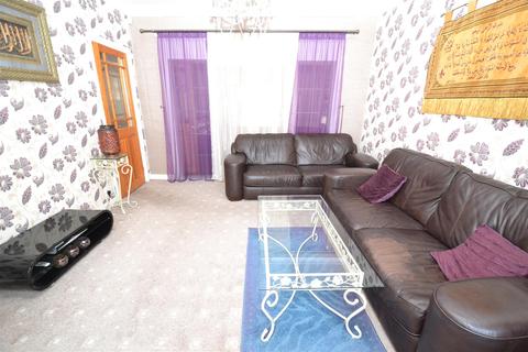 4 Bude Road, Bradford, BD5 8LA