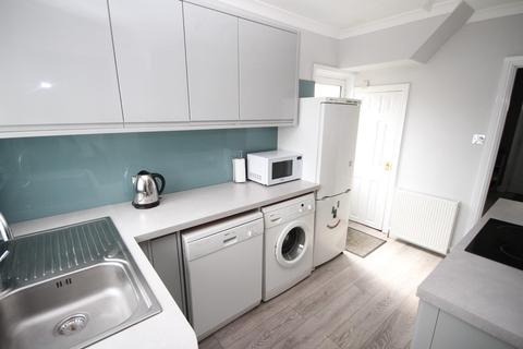 84 Kingsway, Bradford, BD2 1PN