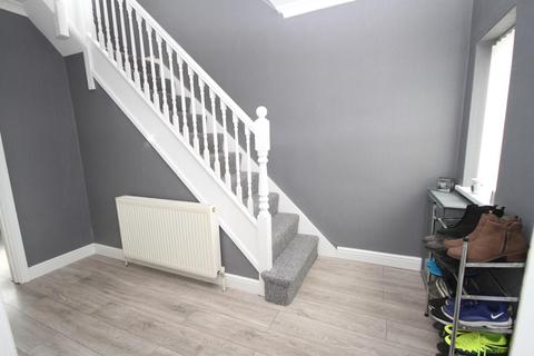 84 Kingsway, Bradford, BD2 1PN