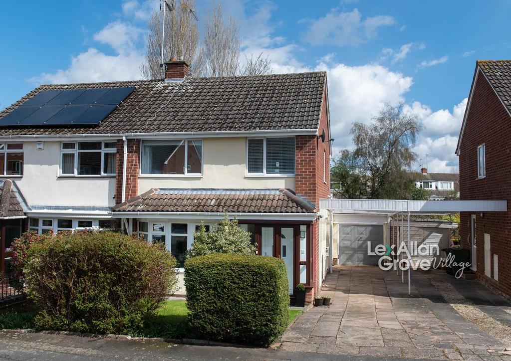 Meadowcroft, Hagley, Stourbridge 3 bed semidetached house £365,000