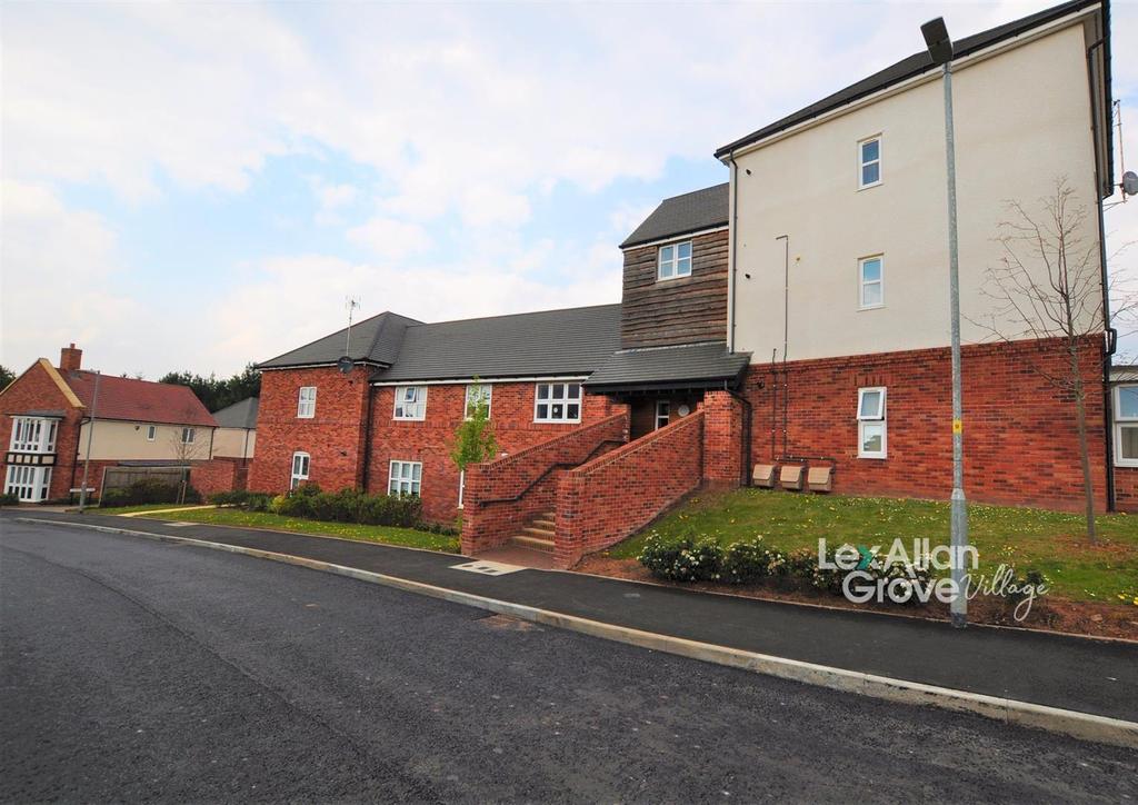 LAGV Maurice Close.jpg