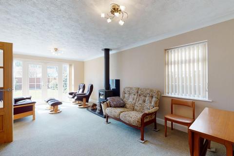 40 Cherry Gardens, Herne Bay, CT6 5QZ