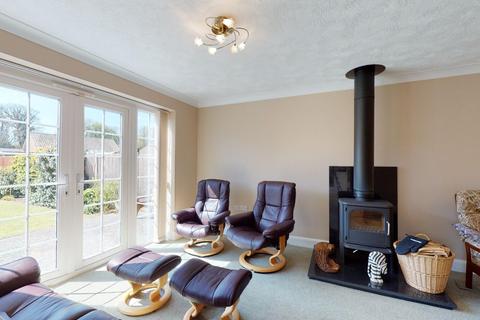 40 Cherry Gardens, Herne Bay, CT6 5QZ