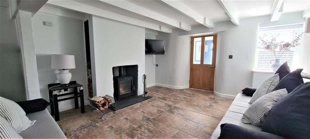 Sitting room.jpg
