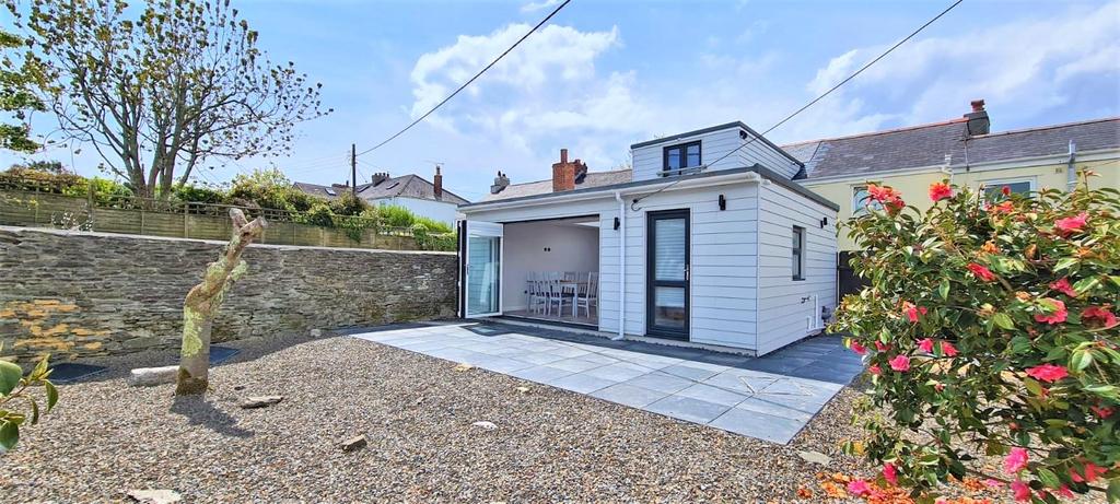 Rear of property.JPG